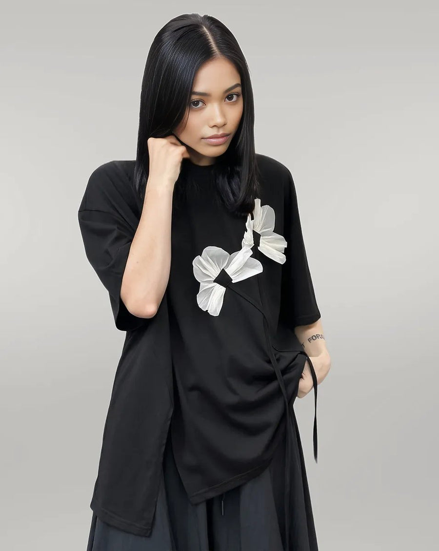 Casual Minimal Goth Flower T-shirt-SimpleModerne