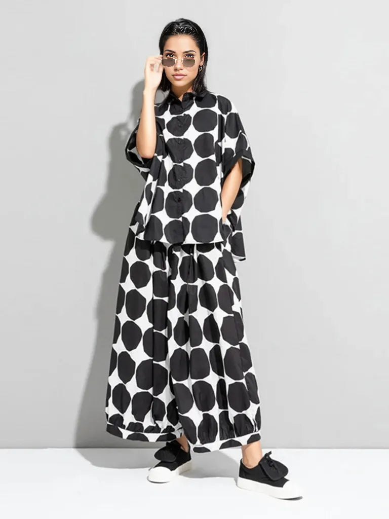 Chic Polka Dot Wide-Leg Trousers for Effortless Style-SimpleModerne