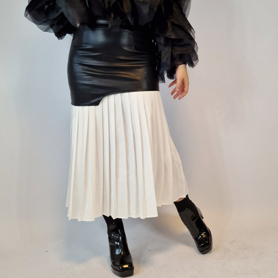 Jazz Up Chic Pleated Skirt with Eco Leather-SimpleModerne