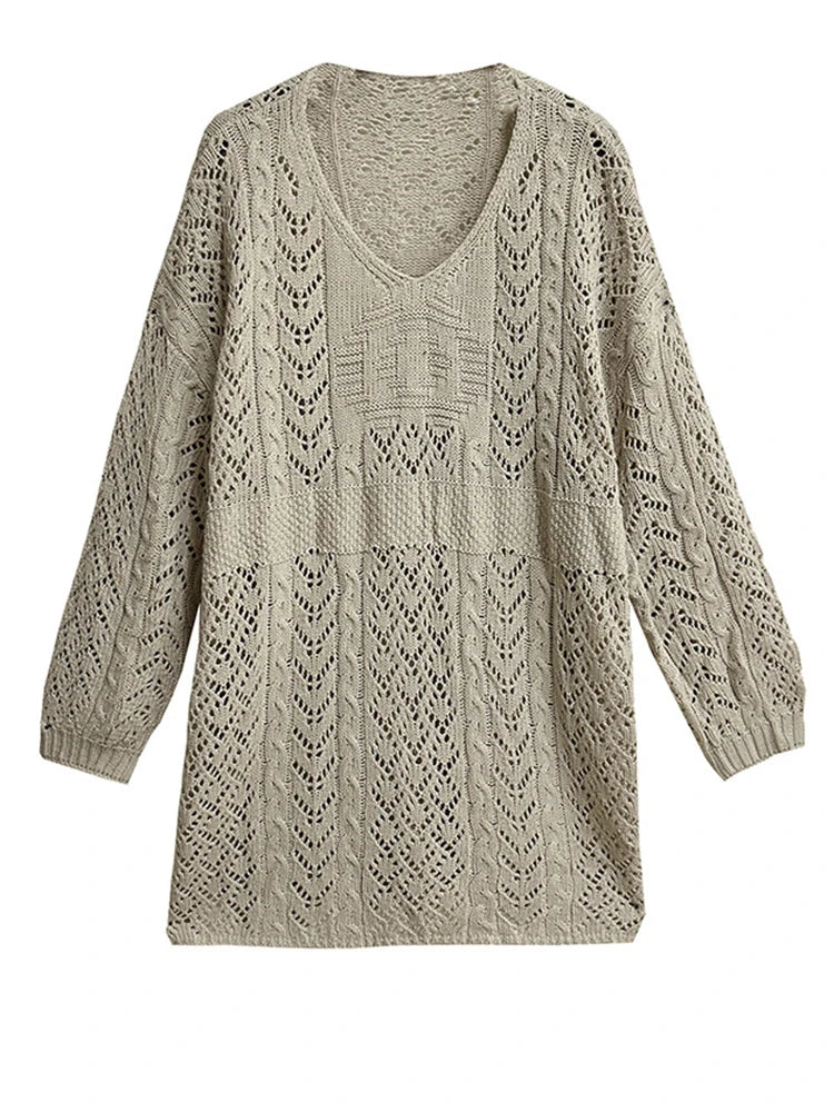 Loose-Fitting V-Neck Sweater - Casual Knit with Full Sleeves-SimpleModerne