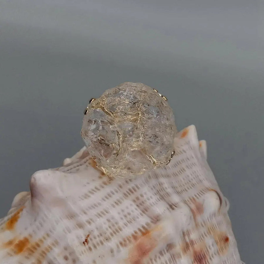 Rough Quartz Ring-SimpleModerne