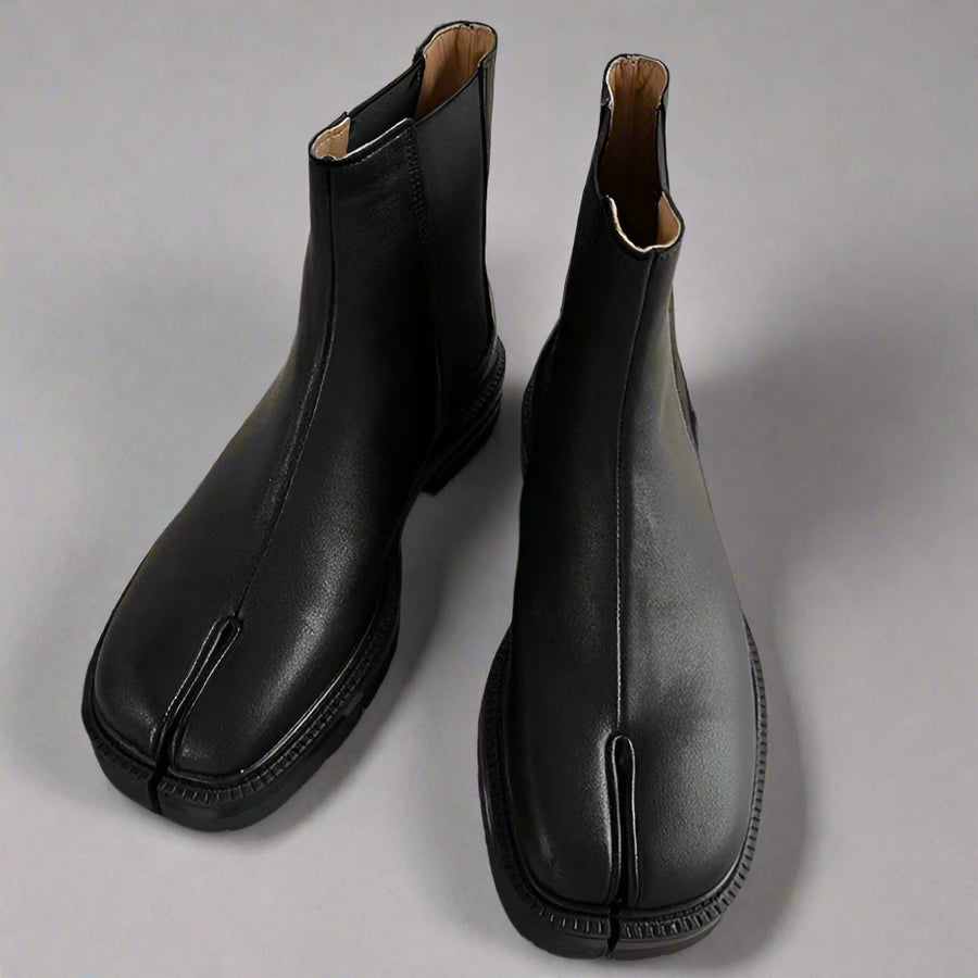 Unisex Black Split-Toe Chelsea Boots - Minimalist Ankle Boots-SimpleModerne