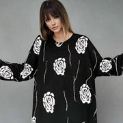 Knitted Pullover with Artistic Flower Pattern – Black & Cream Beige