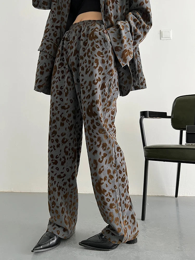 Chic Leopard Print Trousers-SimpleModerne