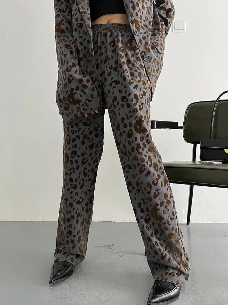 Chic Leopard Print Trousers-SimpleModerne