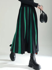 Pleated Design with Mint Green & Black-SimpleModerne