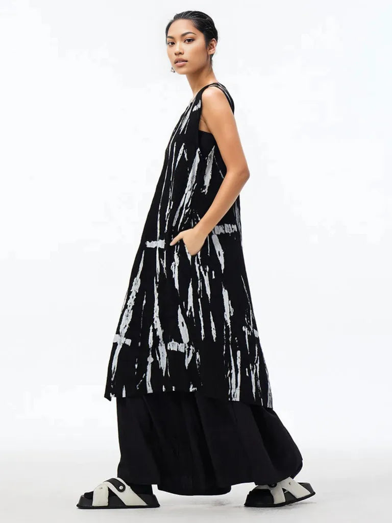 Elegant Sleeveless Asymmetrical Maxi Shirt - Black-SimpleModerne