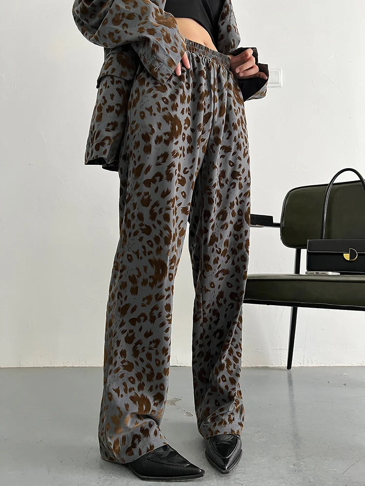 Chic Leopard Print Trousers-SimpleModerne