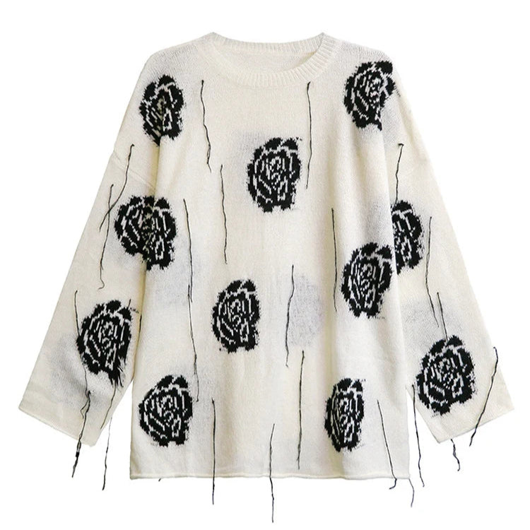 Knitted Pullover with Artistic Flower Pattern – Black & Cream Beige-SimpleModerne