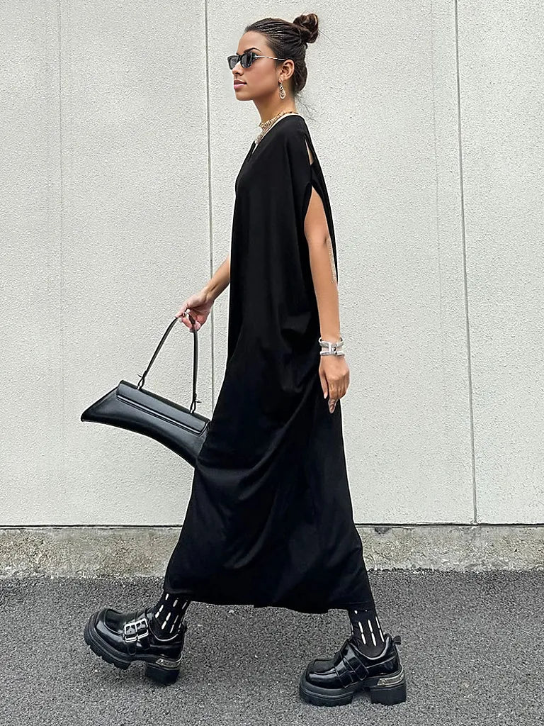 Oversized Black V-Neck Maxi Dress-SimpleModerne