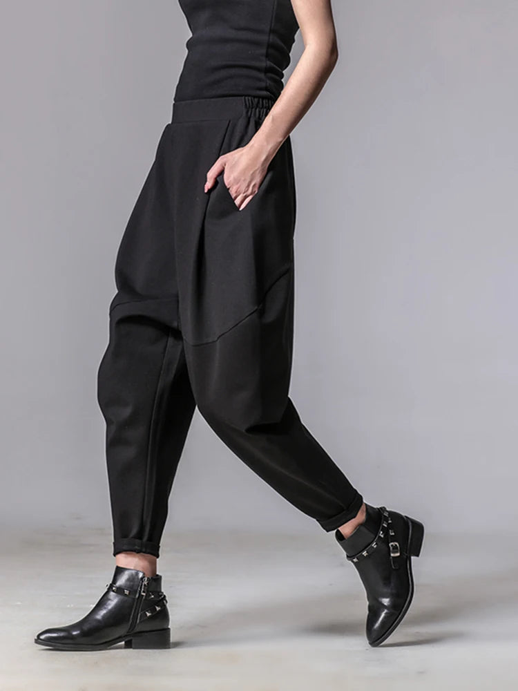 Street Style Black Harem Trousers with Relaxed Fit and Modern Edge-SimpleModerne