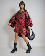 Red Floral Lantern Sleeve Asymmetrical Winter Dress – High-Low Pullover Style-SimpleModerne