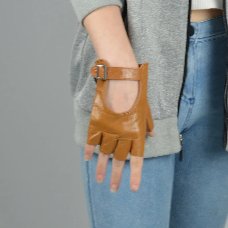 Minimalist Vegan Leather Gloves - Available in Light Brown, White & Black-SimpleModerne