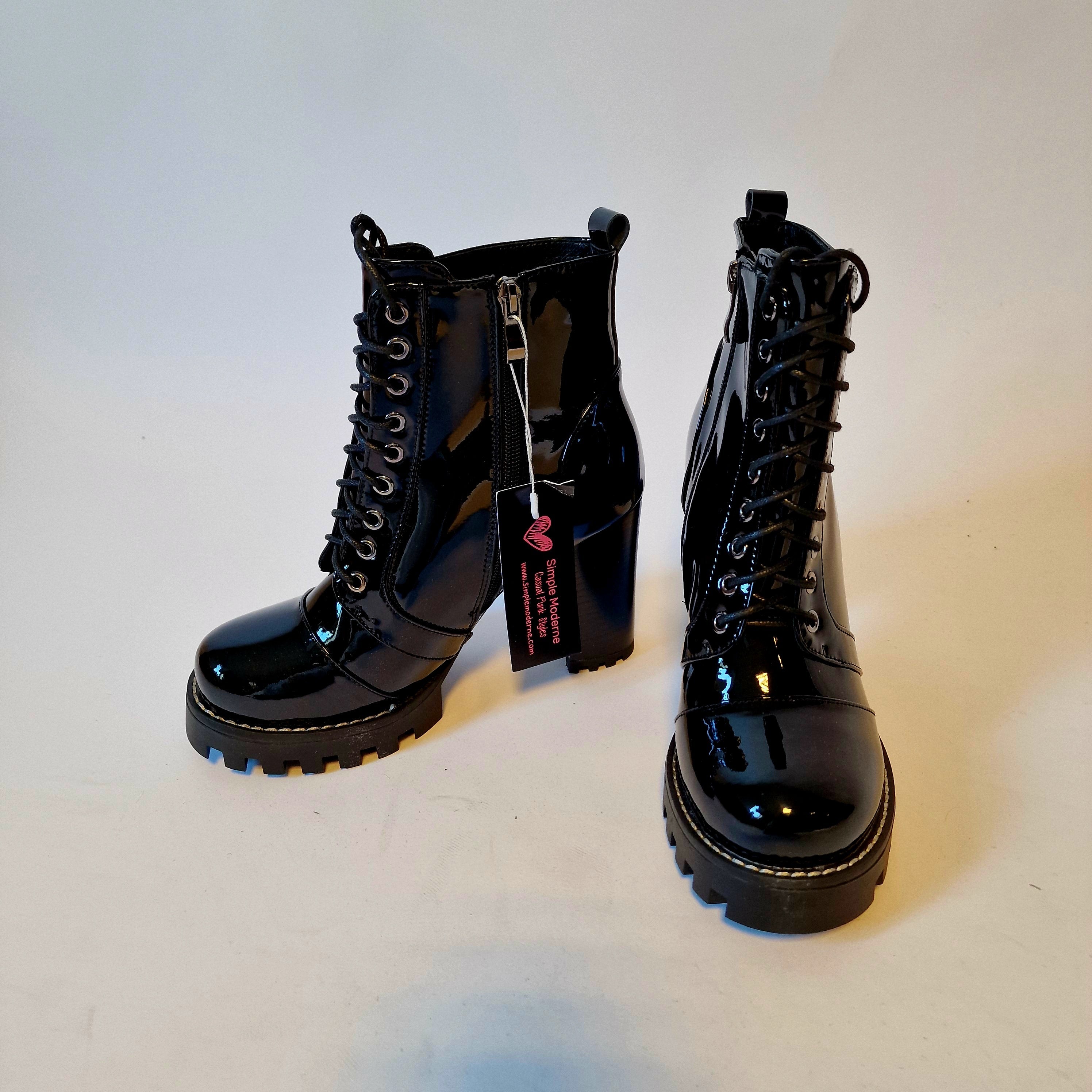 Simple combat boots on sale