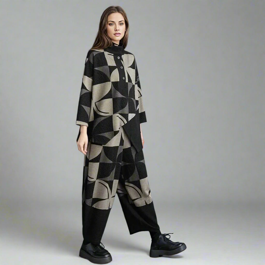 Oversized Geometric Print Two-Piece Set – Relaxed Fit Knit Lounge Wear-SimpleModerne