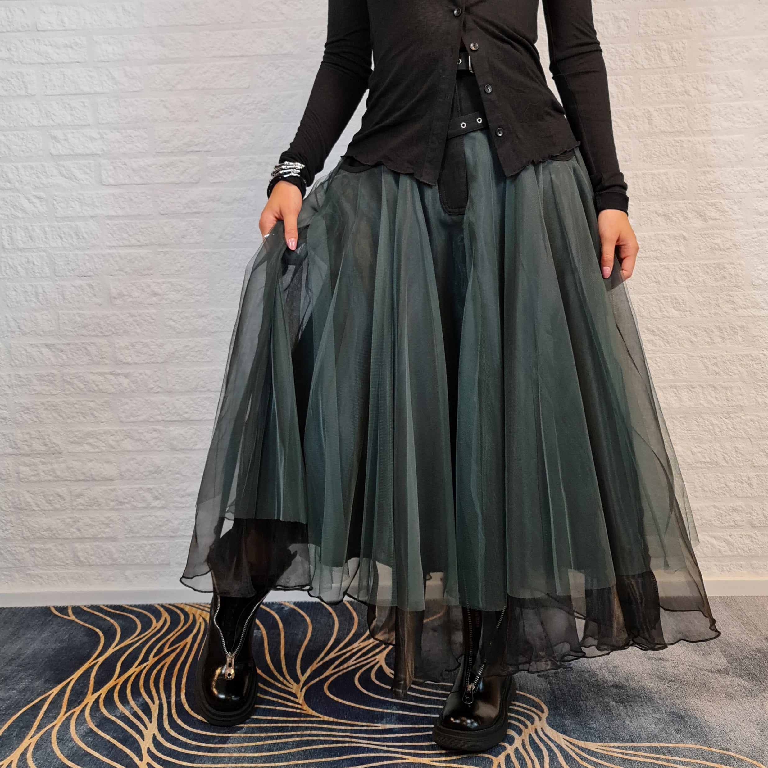 Casual Minimal Goth Rukas Layered Tulle Skirt