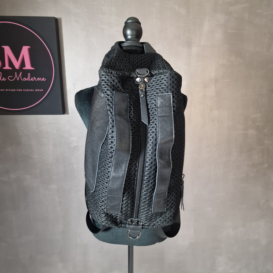 Buy Bellissa Grey Checks Medium Mini Box Shoulder Handbag Online